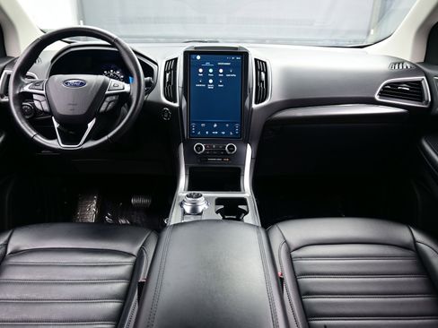 Used 2022 Ford Edge SEL image 18