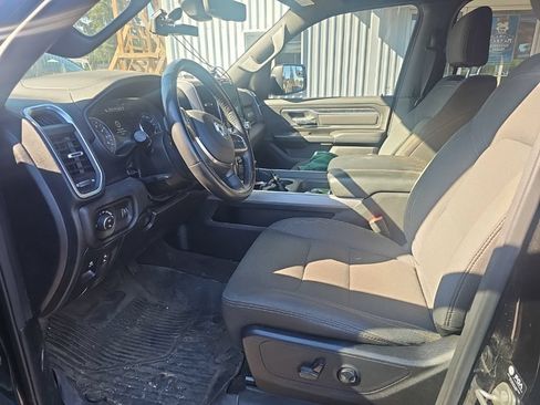 Used 2024 RAM 1500 Big Horn AWD/4WD image 3