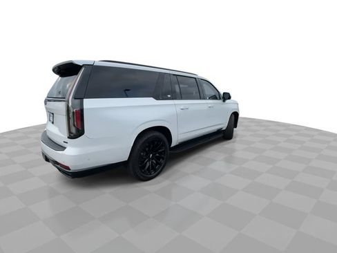 Certified 2022 Cadillac Escalade ESV Sport Platinum w/ LPO, ONYX Package AWD/4WD image 8