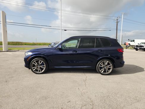 Used 2020 BMW X5 M50i w/ Executive Package AWD/4WD image 4