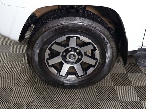 Used 2024 Toyota 4Runner TRD Off-Road Premium image 19