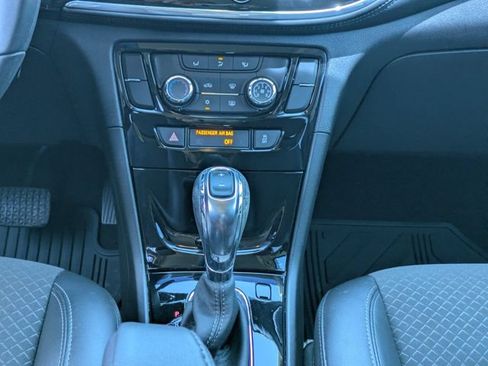 Used 2020 Buick Encore Preferred FWD image 20