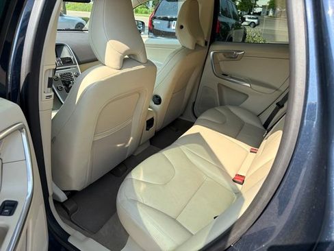 Used 2013 Volvo XC60 3.2 AWD/4WD image 7