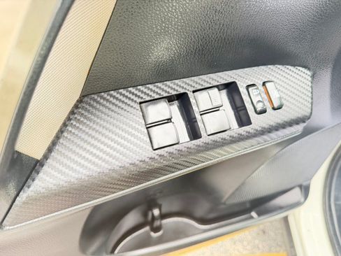 Used 2015 Toyota RAV4 XLE FWD image 16
