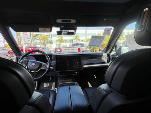 Used 2023 Rivian R1S Adventure AWD/4WD image 23