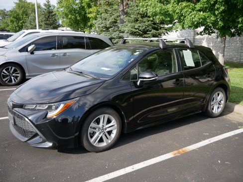 Used 2019 Toyota Corolla SE FWD image 6