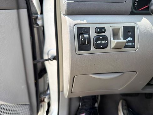 Used 2007 Toyota Corolla CE FWD image 14