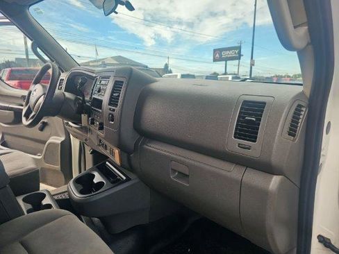 Used 2012 Nissan NV 2500 S w/ Side Curtain Airbag Pkg RWD image 9