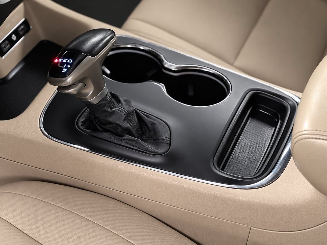 Used 2019 Dodge Durango SXT w/ 3rd Row Seating Group AWD/4WD image 32