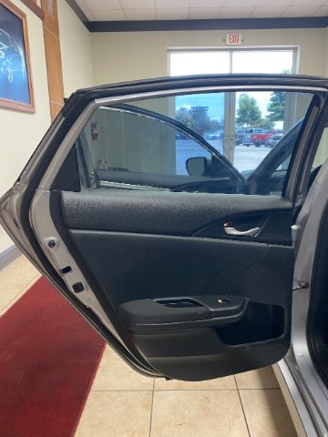 Used 2019 Honda Civic LX image 9