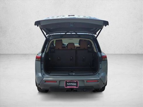 New 2026 Nissan Pathfinder Platinum AWD/4WD image 7