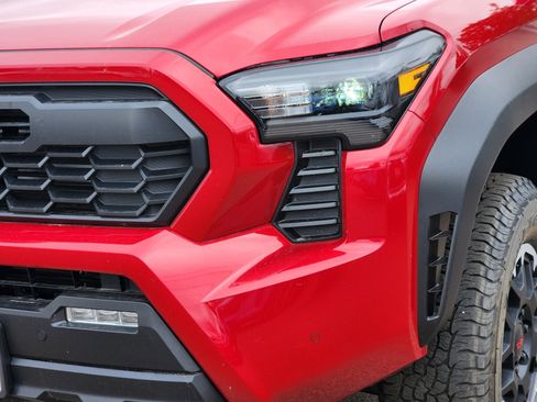 New 2026 Toyota Tacoma TRD Off-Road w/ TRD Off Road Upgrade Package AWD/4WD image 6