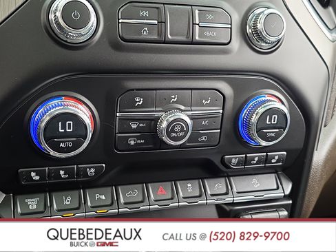 Used 2023 GMC Sierra 3500 Denali AWD/4WD image 23