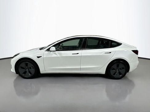 Used 2023 Tesla Model 3 Standard Range image 10