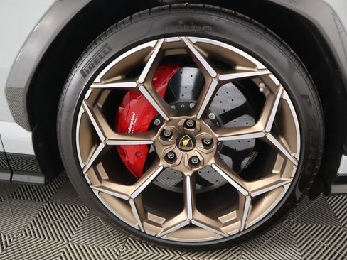 Used 2023 Lamborghini Urus Performante image 34
