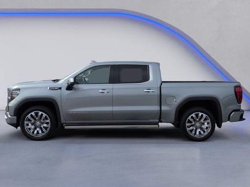 Used 2026 GMC Sierra 1500 Denali AWD/4WD image 3