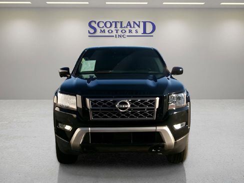 Used 2023 Nissan Frontier SV w/ SV Convenience Package image 3