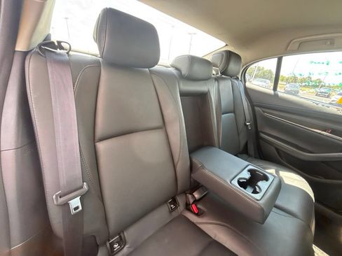 Used 2024 MAZDA MAZDA3 s FWD image 27