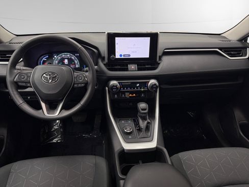 Used 2024 Toyota RAV4 XLE w/ Convenience Package AWD/4WD image 10