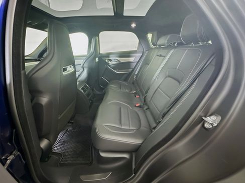 Used 2025 Jaguar F-PACE R-Dynamic S image 30