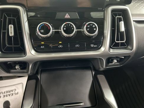 Certified 2023 Kia Sorento LX AWD/4WD image 16