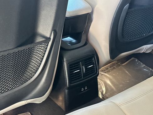 Used 2021 BMW X2 sDrive28i w/ Convenience Package FWD image 14