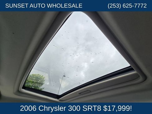 Used 2006 Chrysler 300 SRT8 w/ SRT Option Group II RWD image 38