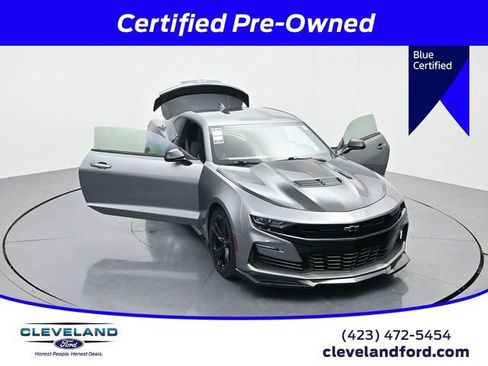 Used 2020 Chevrolet Camaro SS image 42