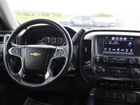 Used 2018 Chevrolet Silverado 1500 LT w/ All Star Edition AWD/4WD image 23