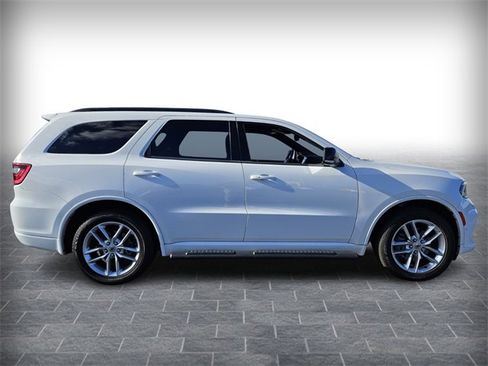 Used 2023 Dodge Durango GT image 2