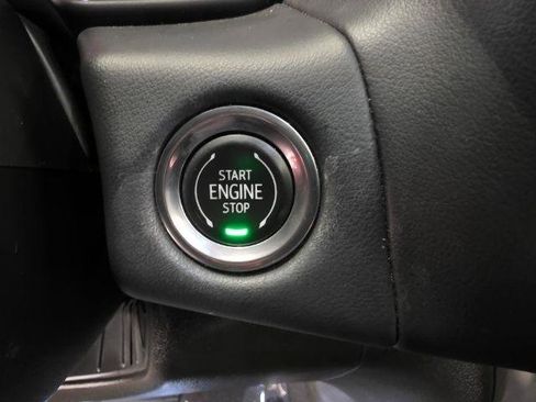 Used 2021 Chevrolet Tahoe RST w/ Luxury Package AWD/4WD image 16
