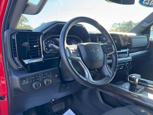 Used 2023 Chevrolet Silverado 1500 RST image 17