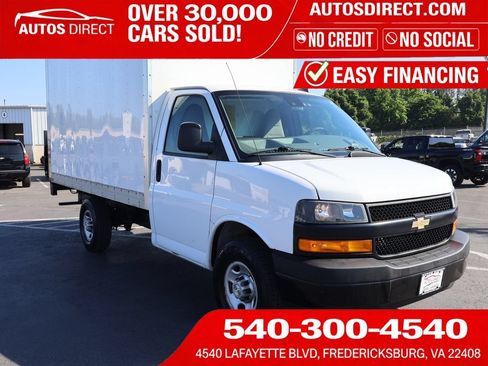 Used 2021 Chevrolet Express 3500 RWD image 1