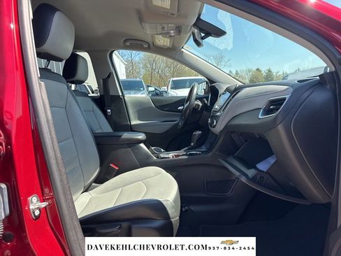 Used 2018 Chevrolet Equinox Premier image 26