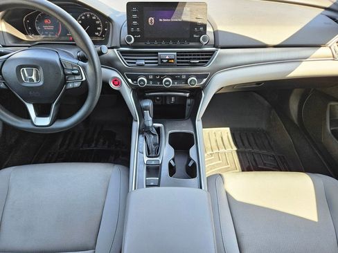 Used 2018 Honda Accord LX image 13