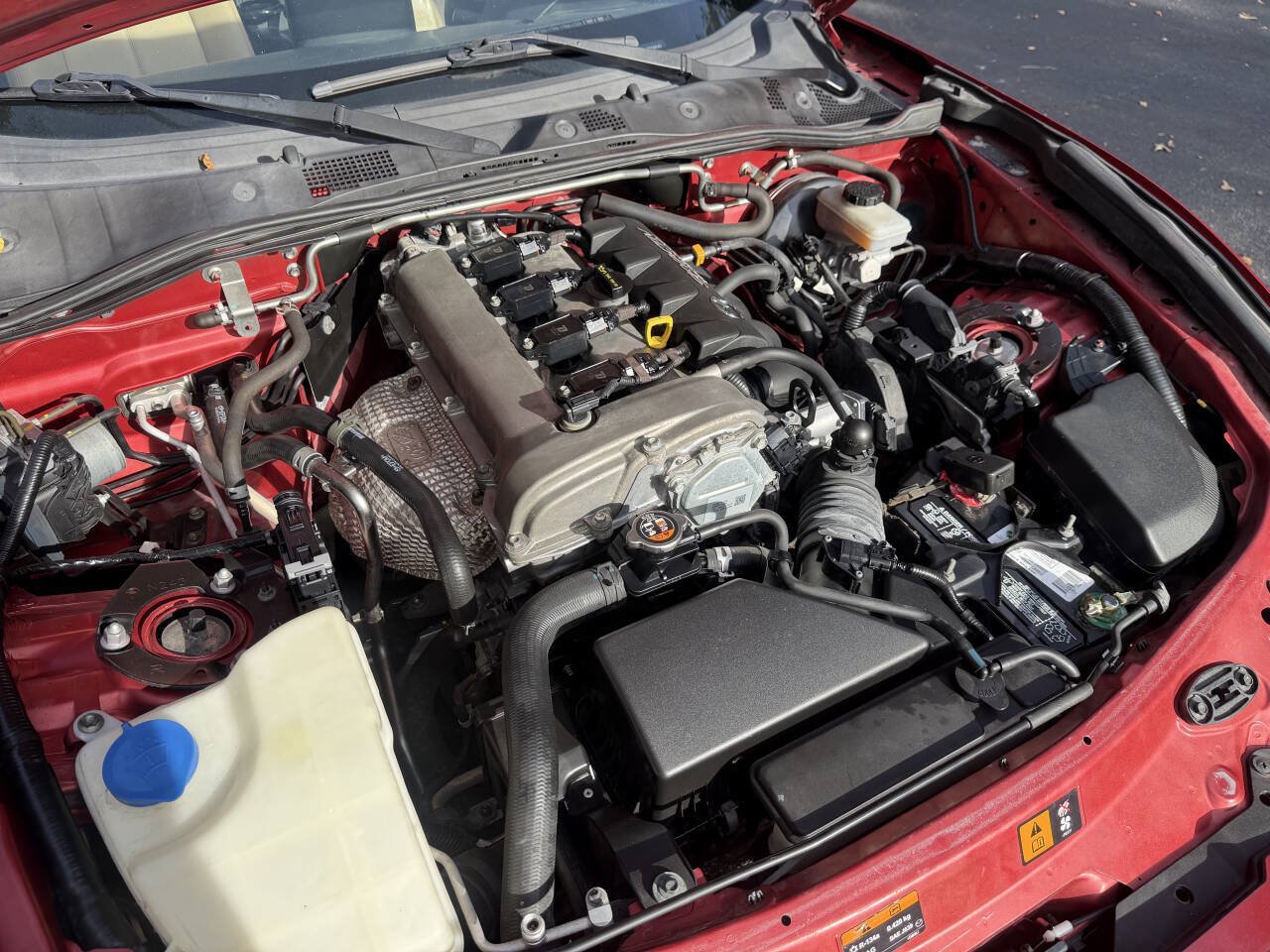 Used 2016 MAZDA MX-5 Miata Grand Touring RWD image 17