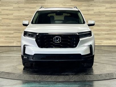 Used 2025 Honda Pilot Elite