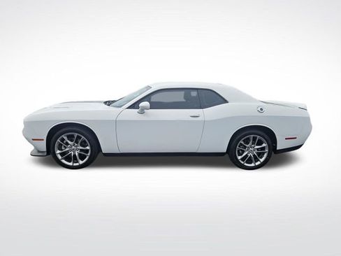 Used 2022 Dodge Challenger GT AWD/4WD image 2