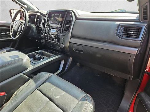 Used 2021 Nissan Titan PRO-4X w/ Pro-4x Convenience Package image 20