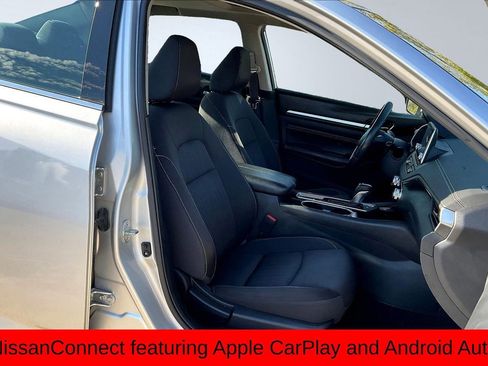 Used 2020 Nissan Altima 2.5 SV image 12