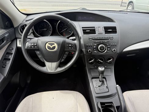 Used 2012 MAZDA MAZDA3 i Touring image 17