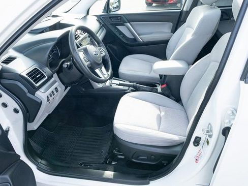 Used 2018 Subaru Forester 2.5i Premium image 16
