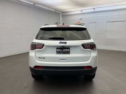 New 2026 Jeep Compass Latitude image 4