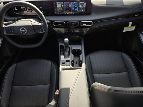 New 2026 Nissan Sentra SR w/ SR Premium Package image 15