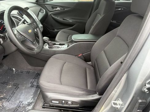 Used 2024 Chevrolet Malibu RS FWD image 11