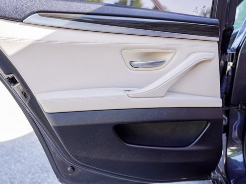 Used 2014 BMW 528i Sedan RWD image 29