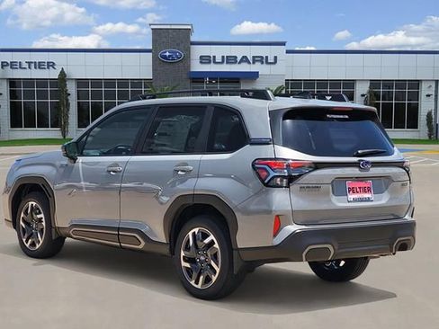 Used 2025 Subaru Forester Limited AWD/4WD image 3