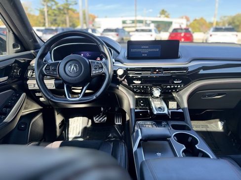 Used 2023 Acura MDX A-Spec image 13