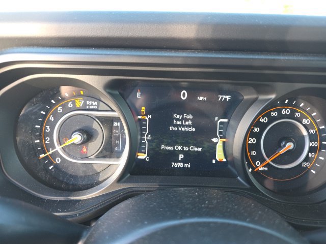 Used 2025 Jeep Gladiator Mojave AWD/4WD image 20