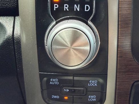 Used 2015 RAM 1500 Laramie w/ Convenience Group image 16